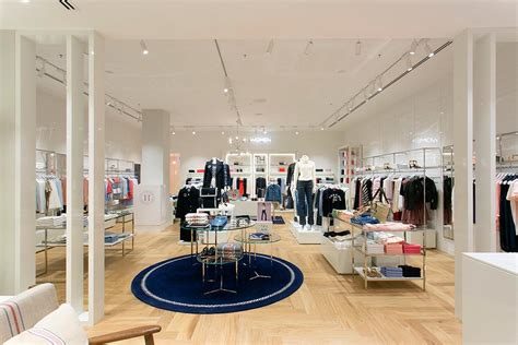 tommy hilfiger chadstone photos